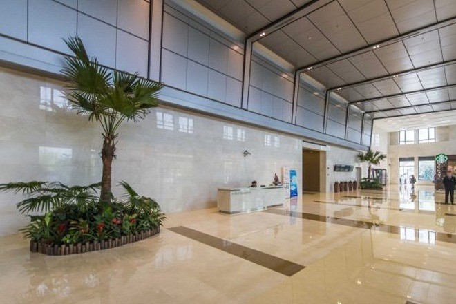 陸家嘴金融服務(wù)廣場(chǎng)