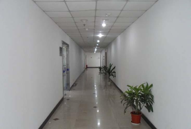 現(xiàn)代通信大廈