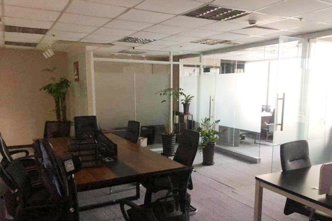 內(nèi)外聯(lián)大廈