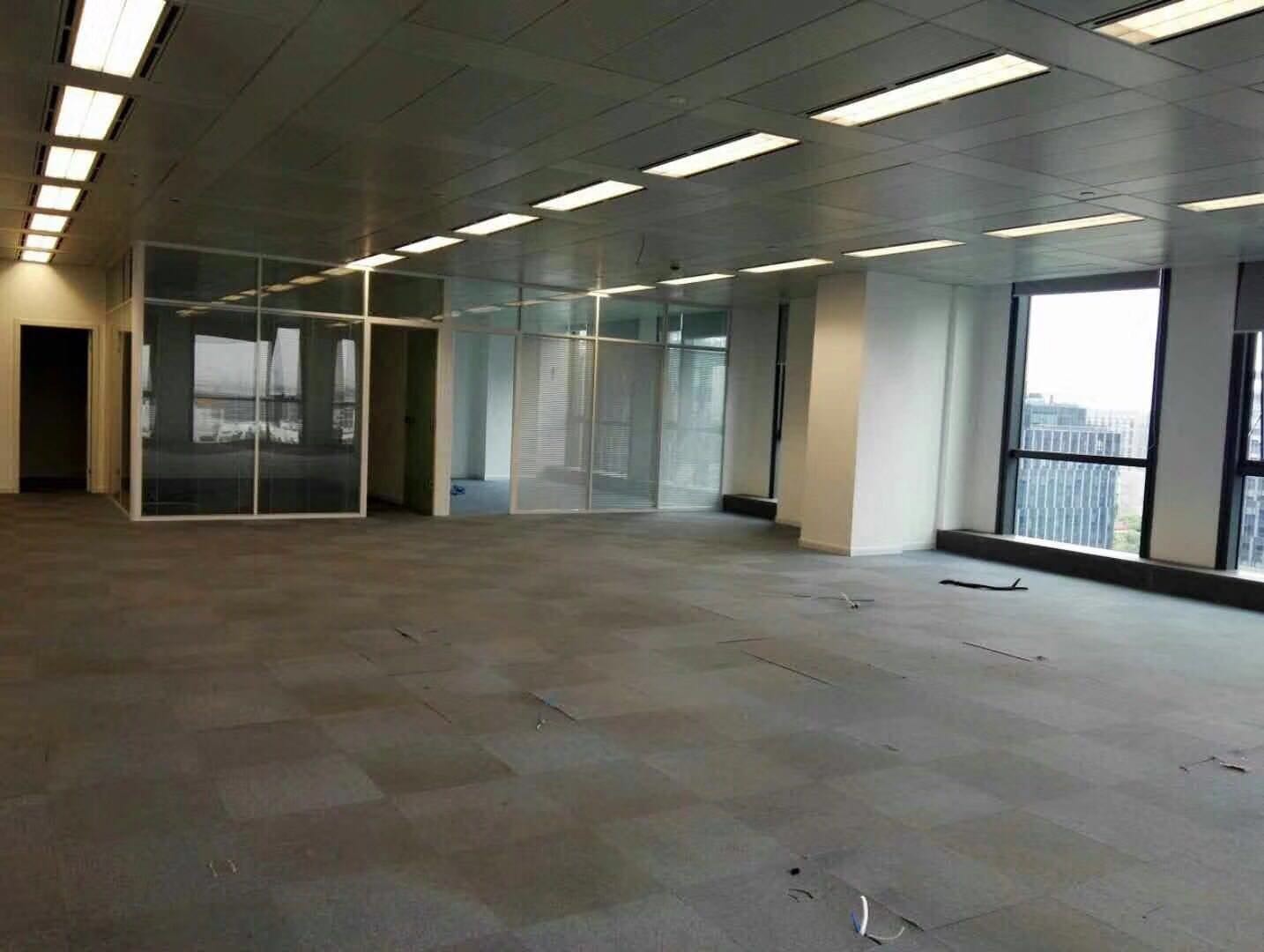 東方萬國企業(yè)中心