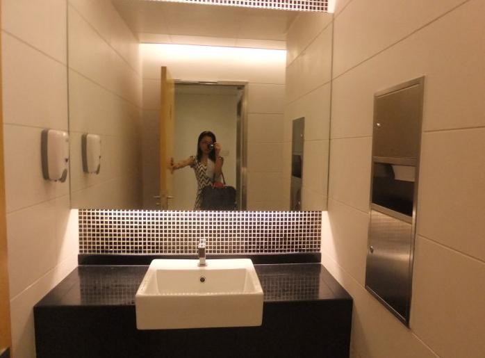 久事復(fù)興大廈