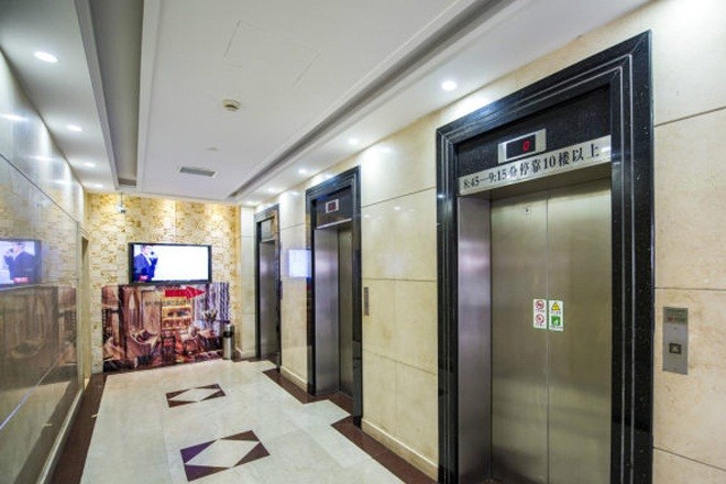 春申江大廈