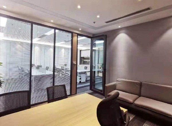 上海實(shí)業(yè)大廈