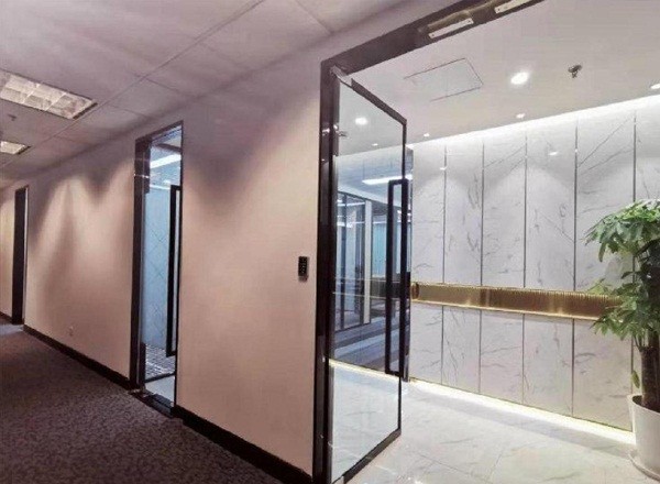 上海實(shí)業(yè)大廈1