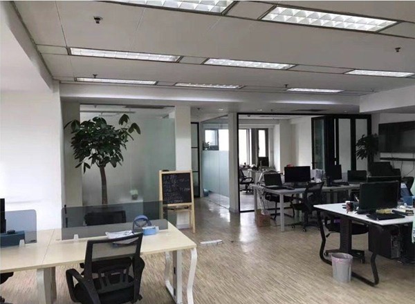 華聯(lián)創(chuàng)意廣場(chǎng)