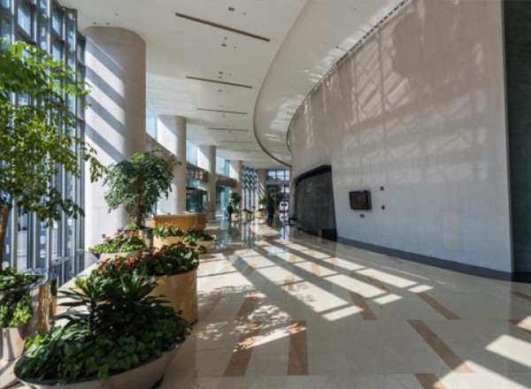 長(zhǎng)房國(guó)際廣場(chǎng)