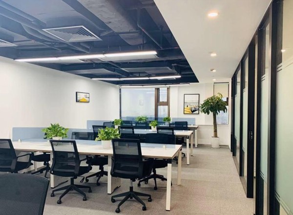 梅龍鎮(zhèn)廣場