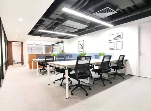 梅龍鎮(zhèn)廣場