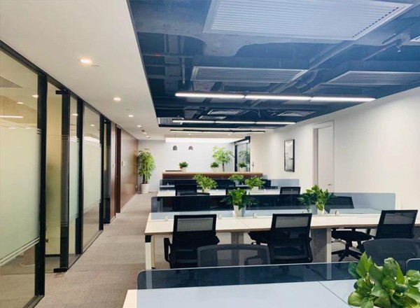 梅龍鎮(zhèn)廣場1