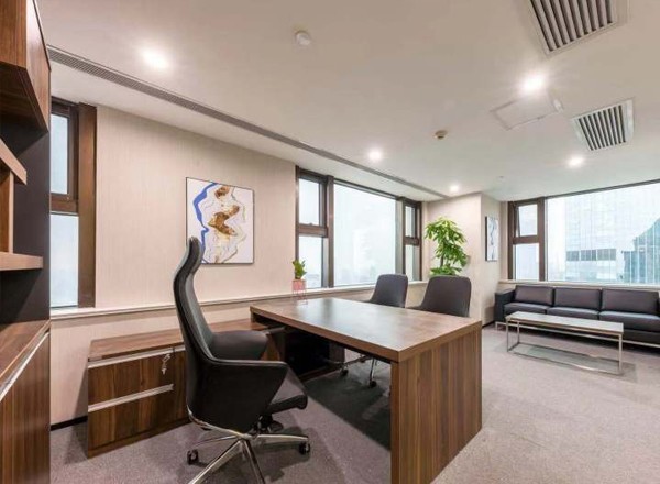 梅龍鎮(zhèn)廣場1