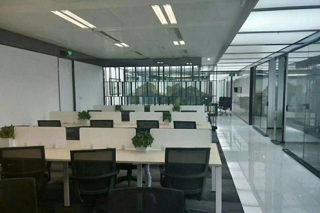 恒越華鼎廣場