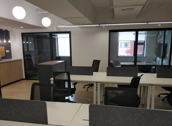 環(huán)球世界大廈