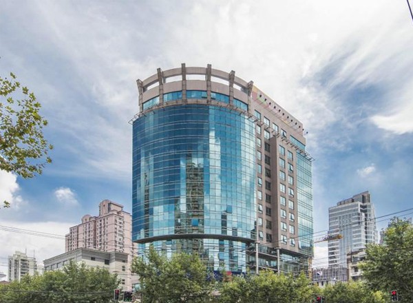 東展商業(yè)大廈