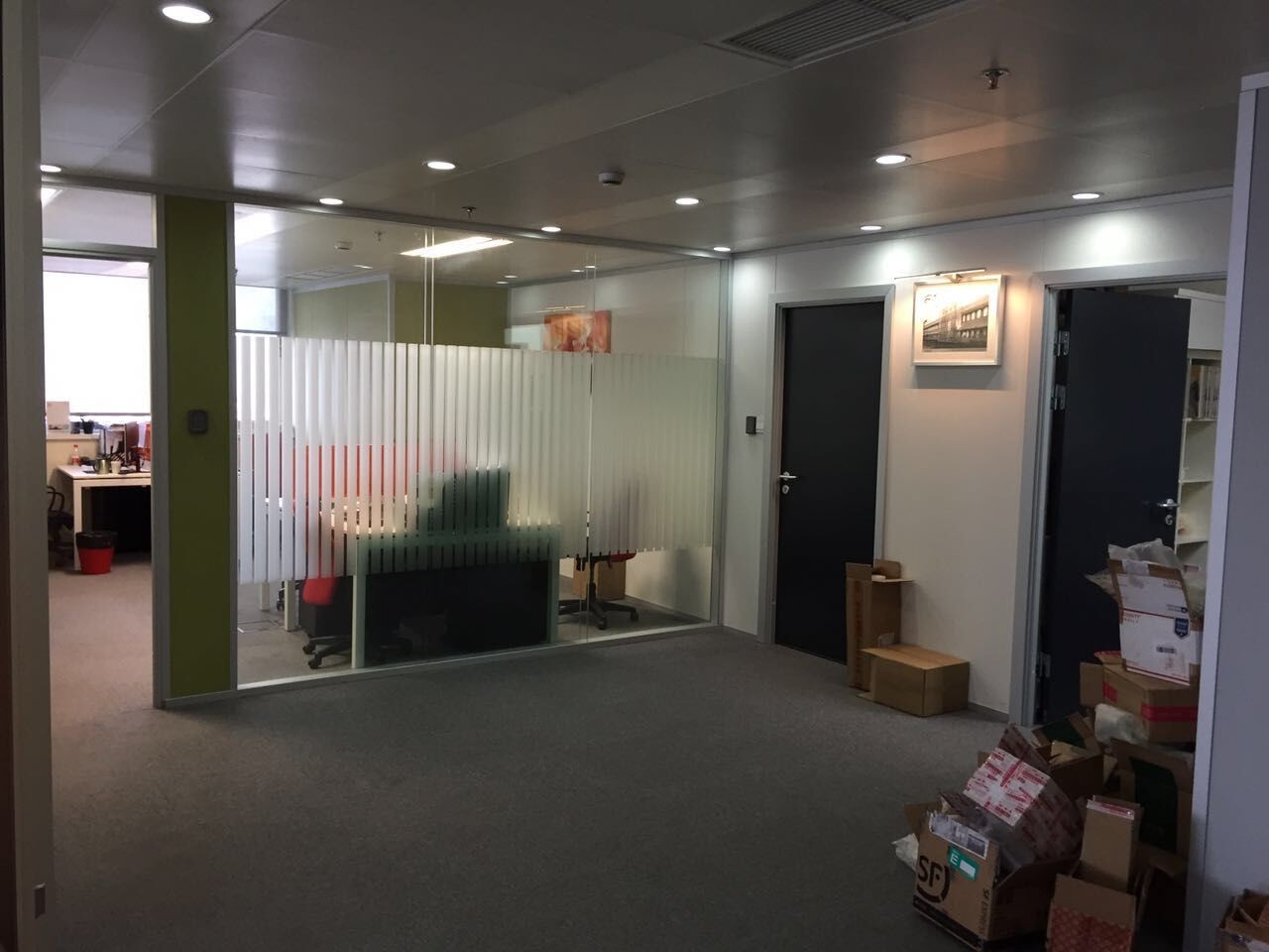 建工大廈