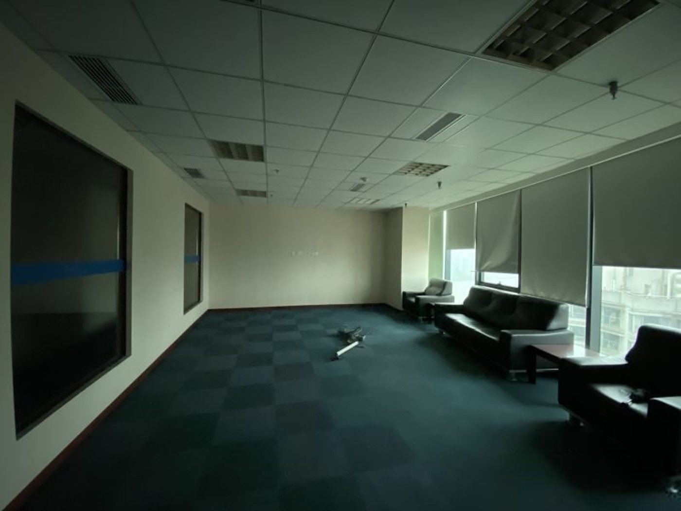 裕景國(guó)際商務(wù)廣場(chǎng)