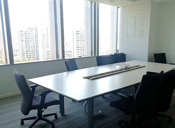 東方金融廣場(chǎng)