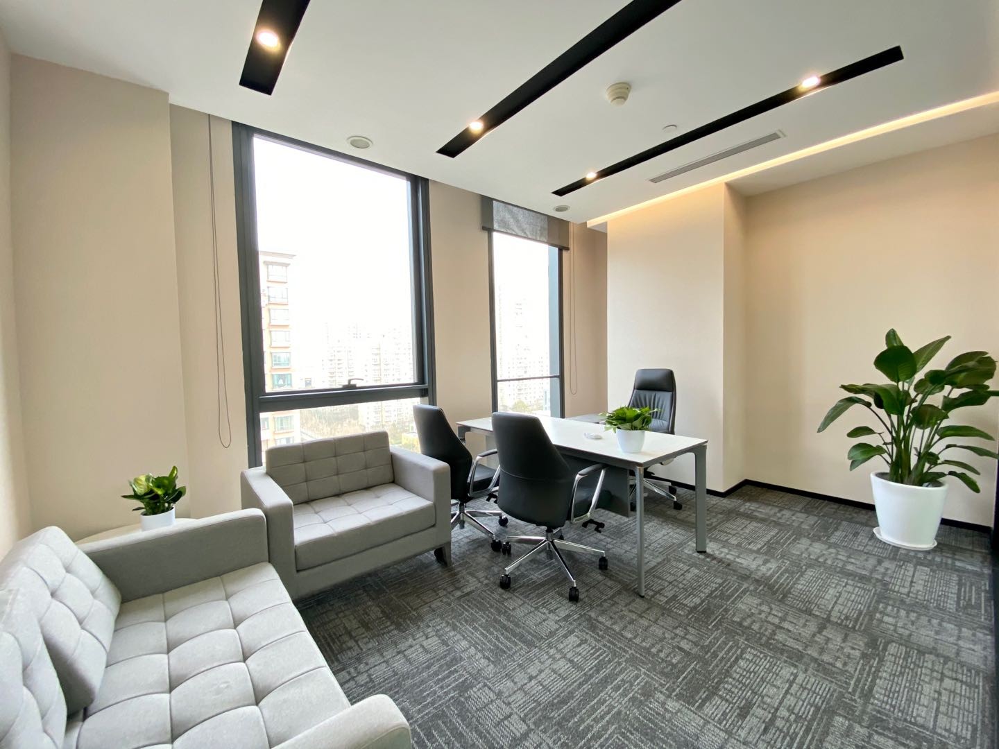 平安財富大廈