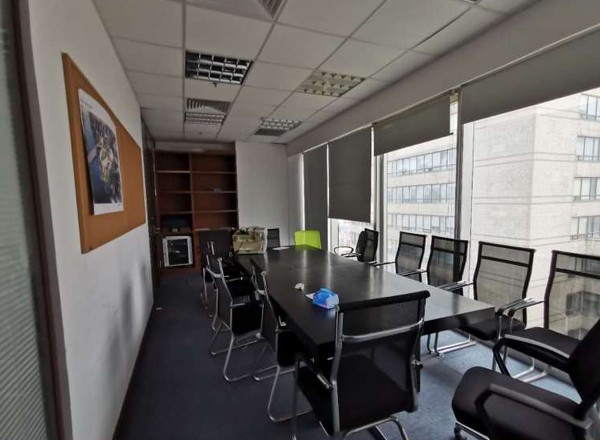 中達(dá)廣場(chǎng)