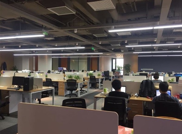由由國際廣場