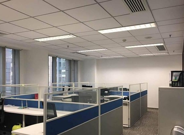 南商大廈（原海航大廈）