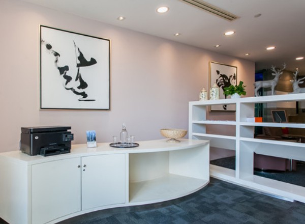 雷格斯(渣打銀行大廈)