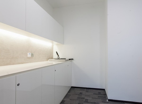 智辦公(國(guó)際航運(yùn)金融大廈)