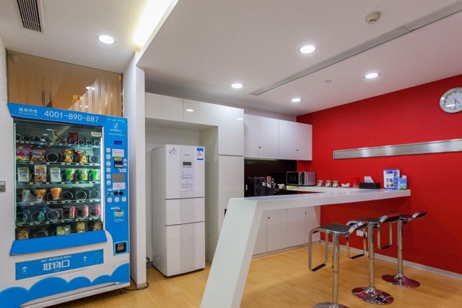 雷格斯(21世紀(jì)中心大廈)