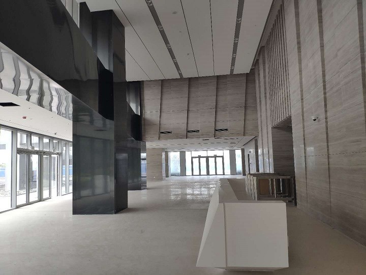 港城陸家嘴廣場(chǎng)