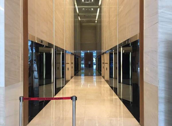 港城陸家嘴廣場(chǎng)