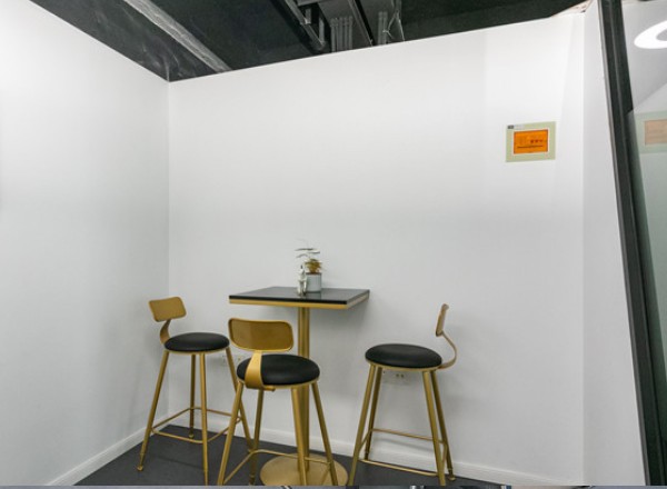 SPACE+(巨洋大廈)