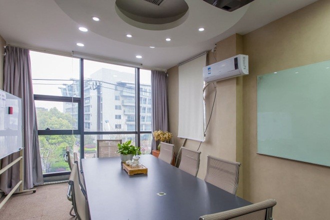 第一際企業(yè)孵化園(華強(qiáng)大廈)