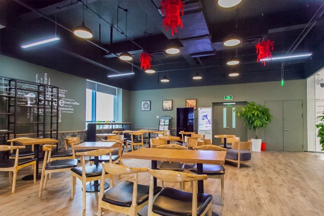 張江跨國企業(yè)聯(lián)合孵化平臺(tái)(科海大樓)