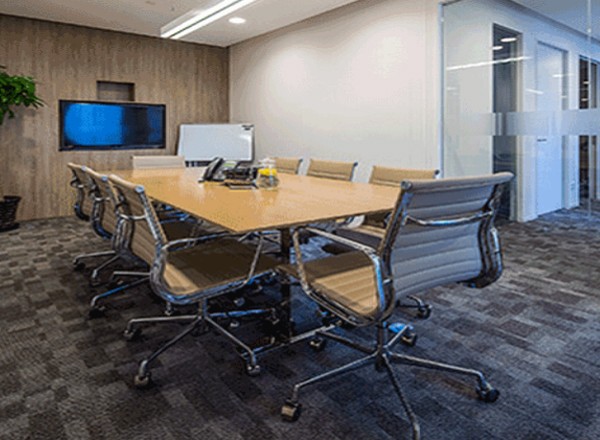 雷格斯商務(wù)中心(長泰廣場)