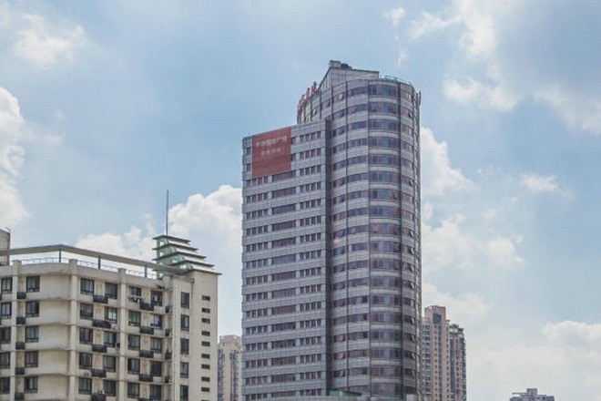 平高國(guó)際廣場(chǎng)