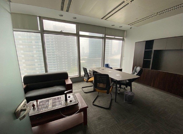 綠地海外灘中心