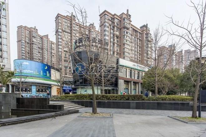 泛歐現(xiàn)代大廈