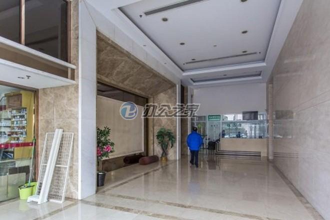 泛歐現(xiàn)代大廈