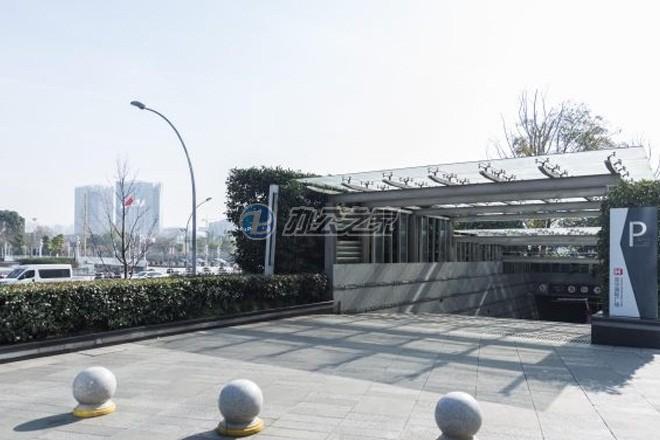 寶華國(guó)際廣場(chǎng)