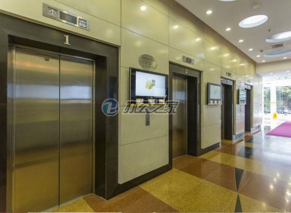 長(zhǎng)峰中心