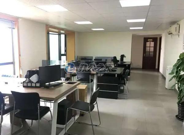 匯銀廣場(chǎng)