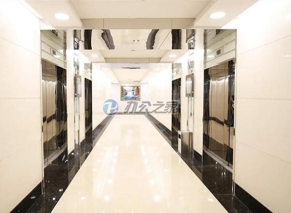 淮海國際廣場(chǎng)