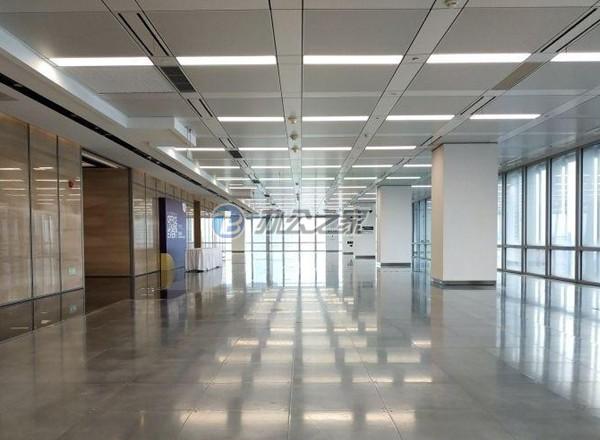 北外灘來福士（原星港國際中心）