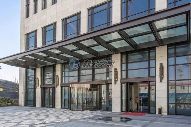 綠地北外灘中心