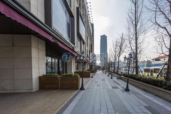 綠地北外灘中心