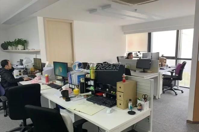 新紀(jì)元國際廣場(chǎng)