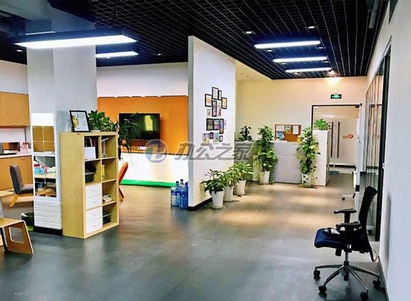 越界絲騰光華酷