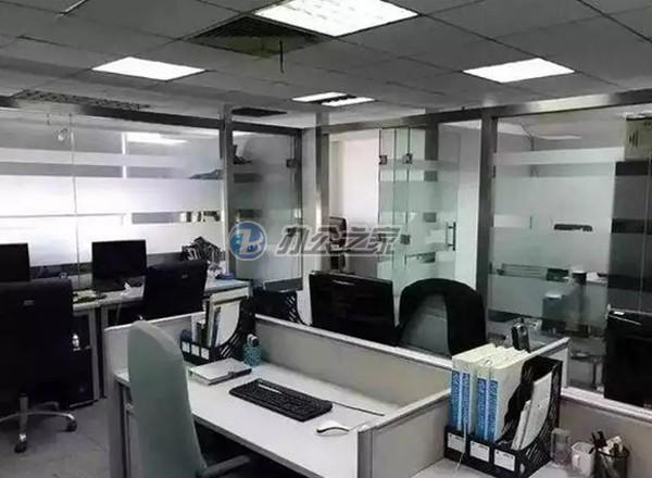 ?？怂惯B鎖商務(wù)大廈