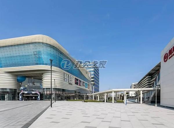 龍湖藍(lán)海引擎科創(chuàng)中心