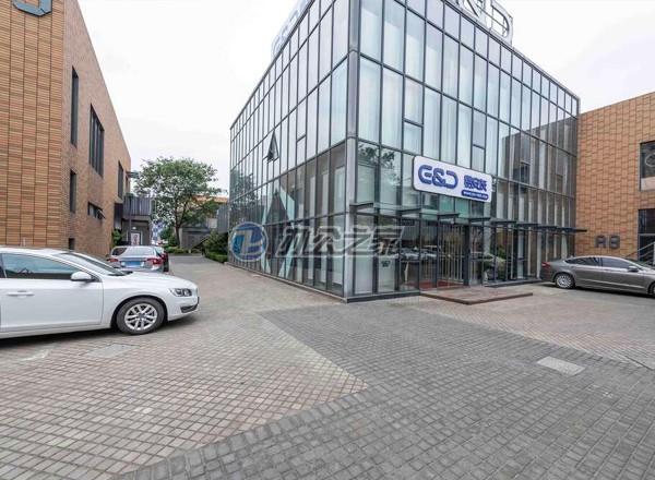 寶車(chē)薈復(fù)地國(guó)際汽車(chē)商務(wù)園