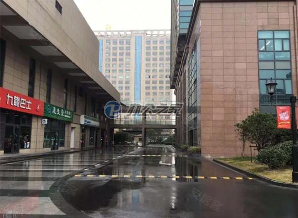 南翔東方偉業(yè)廣場